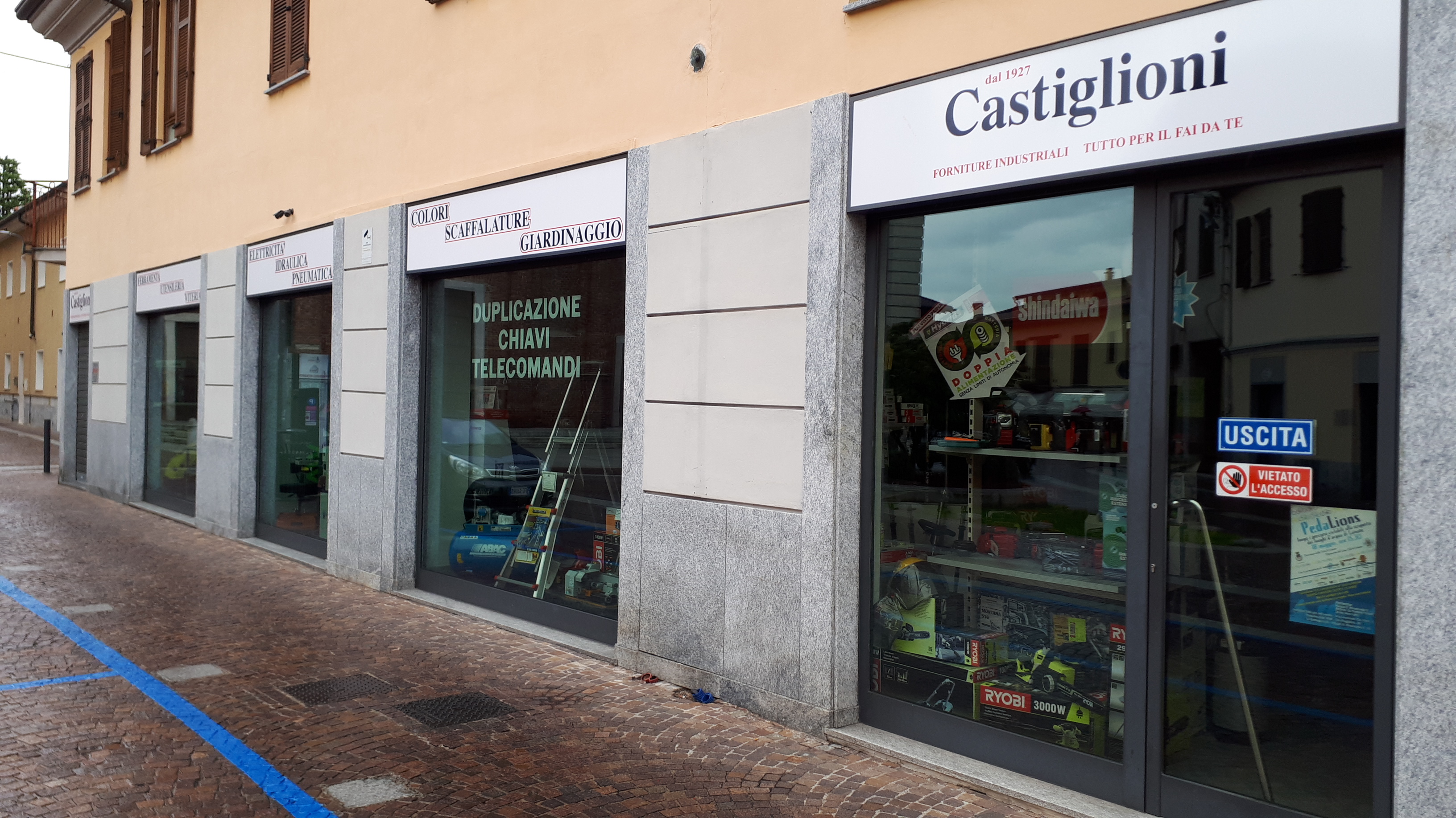 CASTIGLIONI SNC | Shops