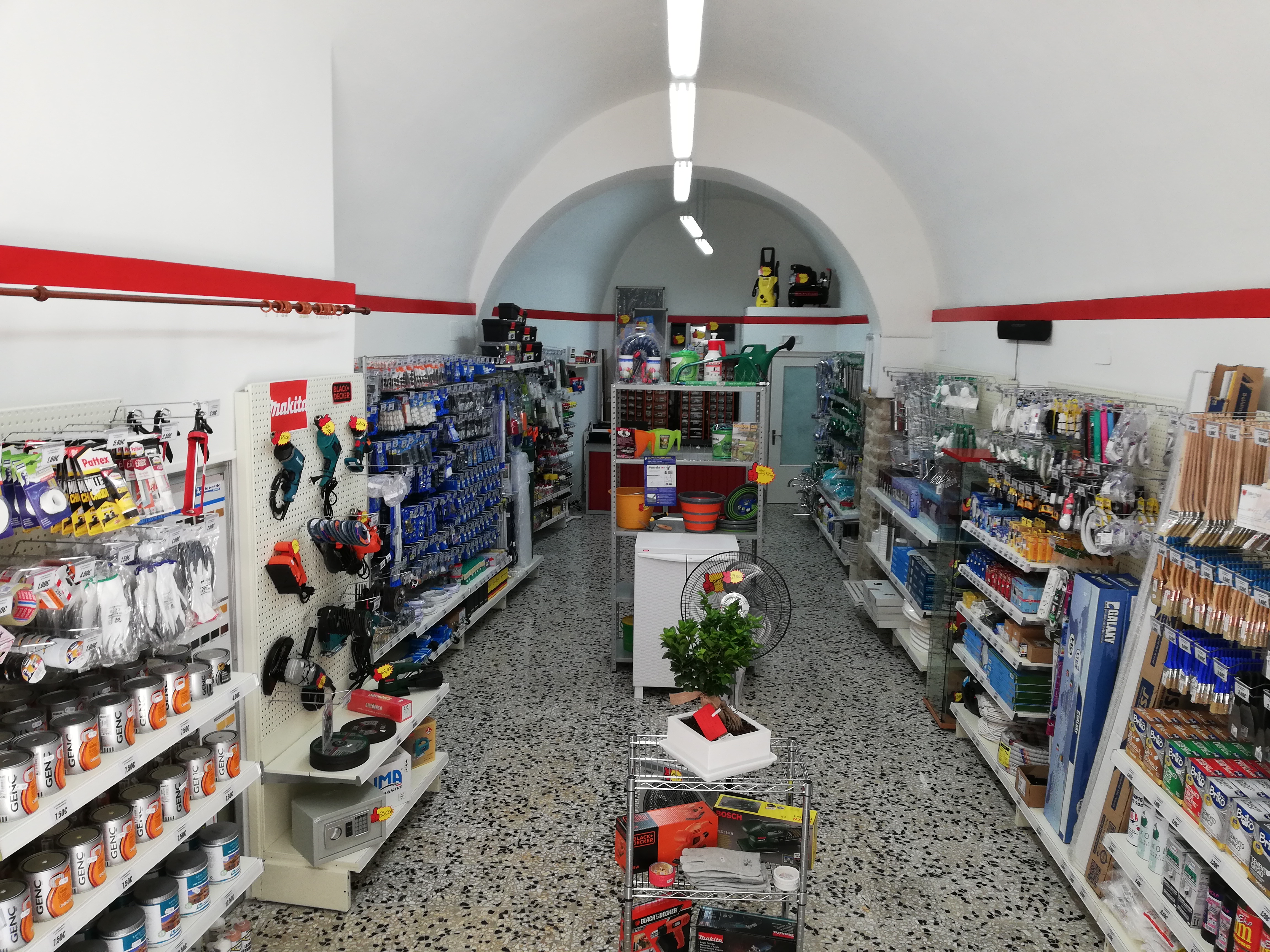 LA FERRAMENTA BY CORCELLA